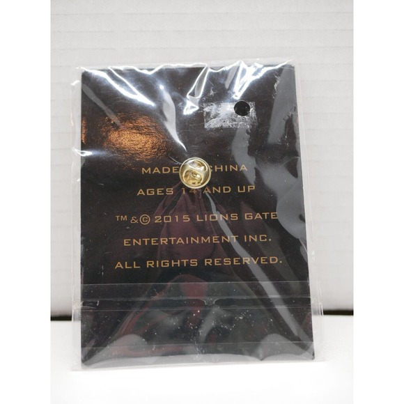 Hunger Games Mockingjay Part 2 Metal Lapel Pin Collectible Loot Crate 2015 NEW - Picture 4 of 5